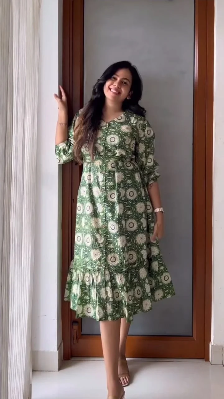 Trendy stylish cotton gown 2